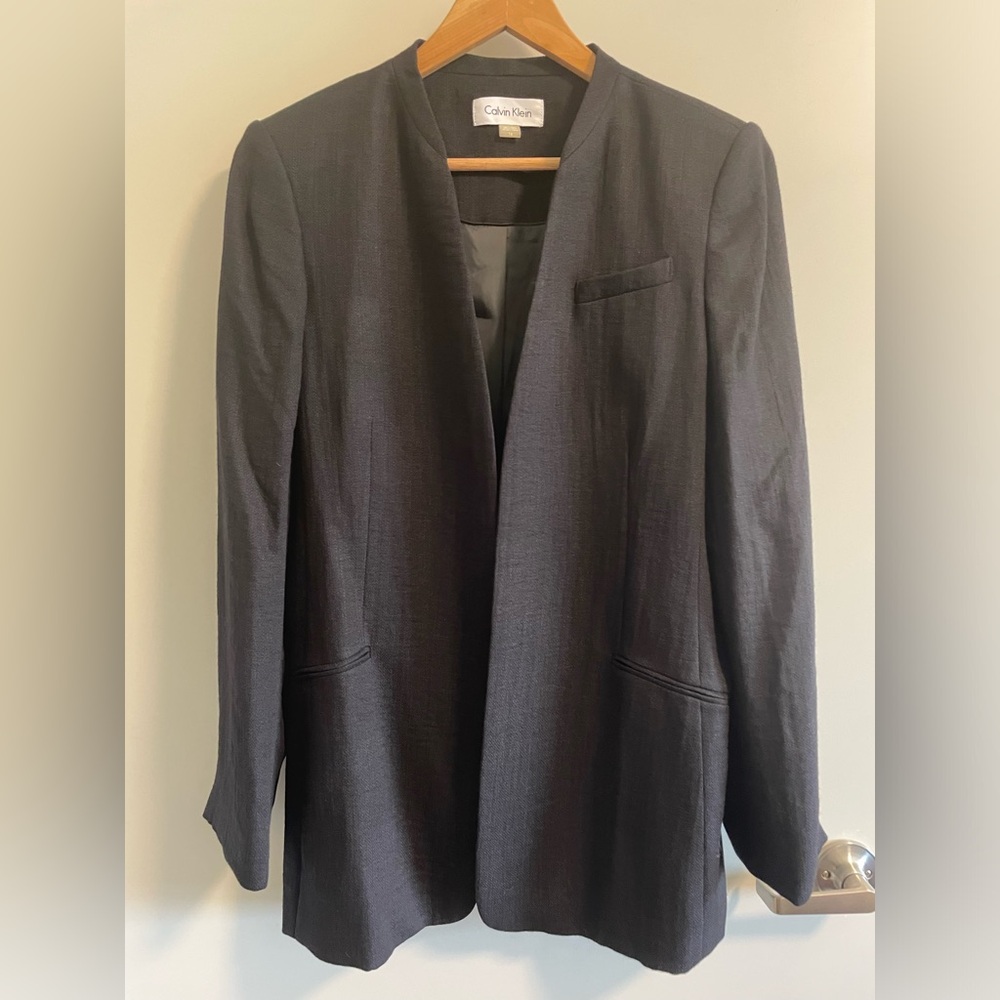 Calvin Klein black suite jacket. size 16. Like new.